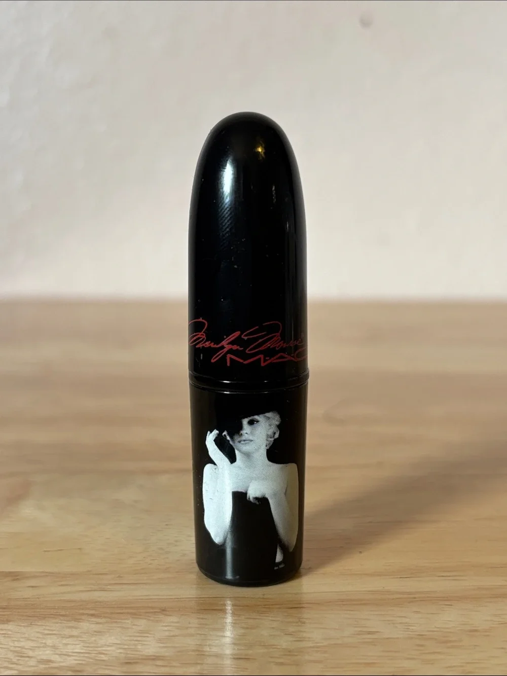 MAC x Marilyn Monroe Lipstick, Limited Edition, Discontinued, Scarlet Ibis